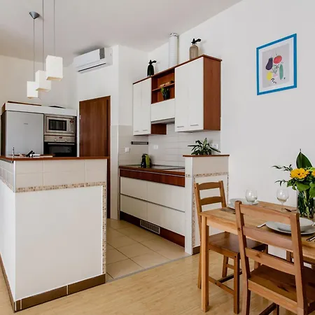 Downtown Delight Near The Basilica *