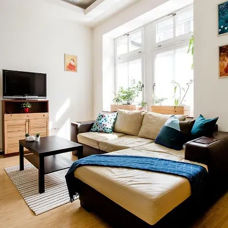 Apartment Downtown Delight Near The Basilica Budapest